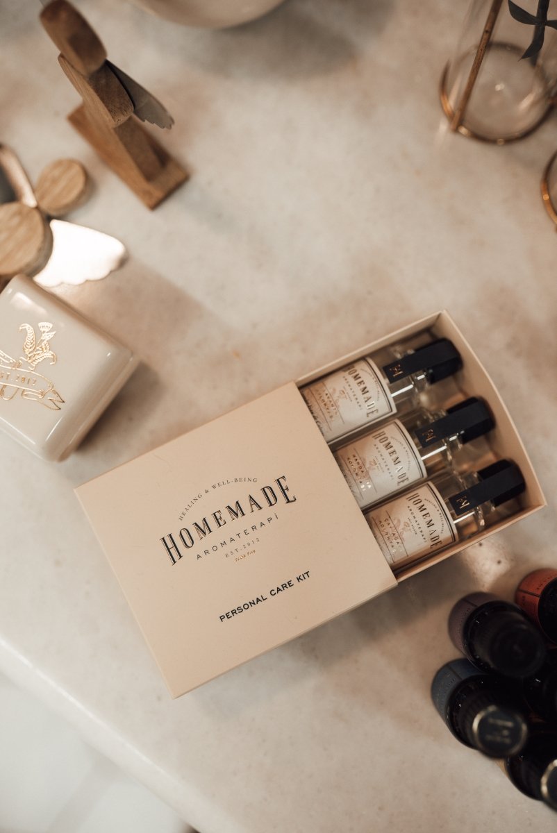 photo of small aroma bottles in an elegant package